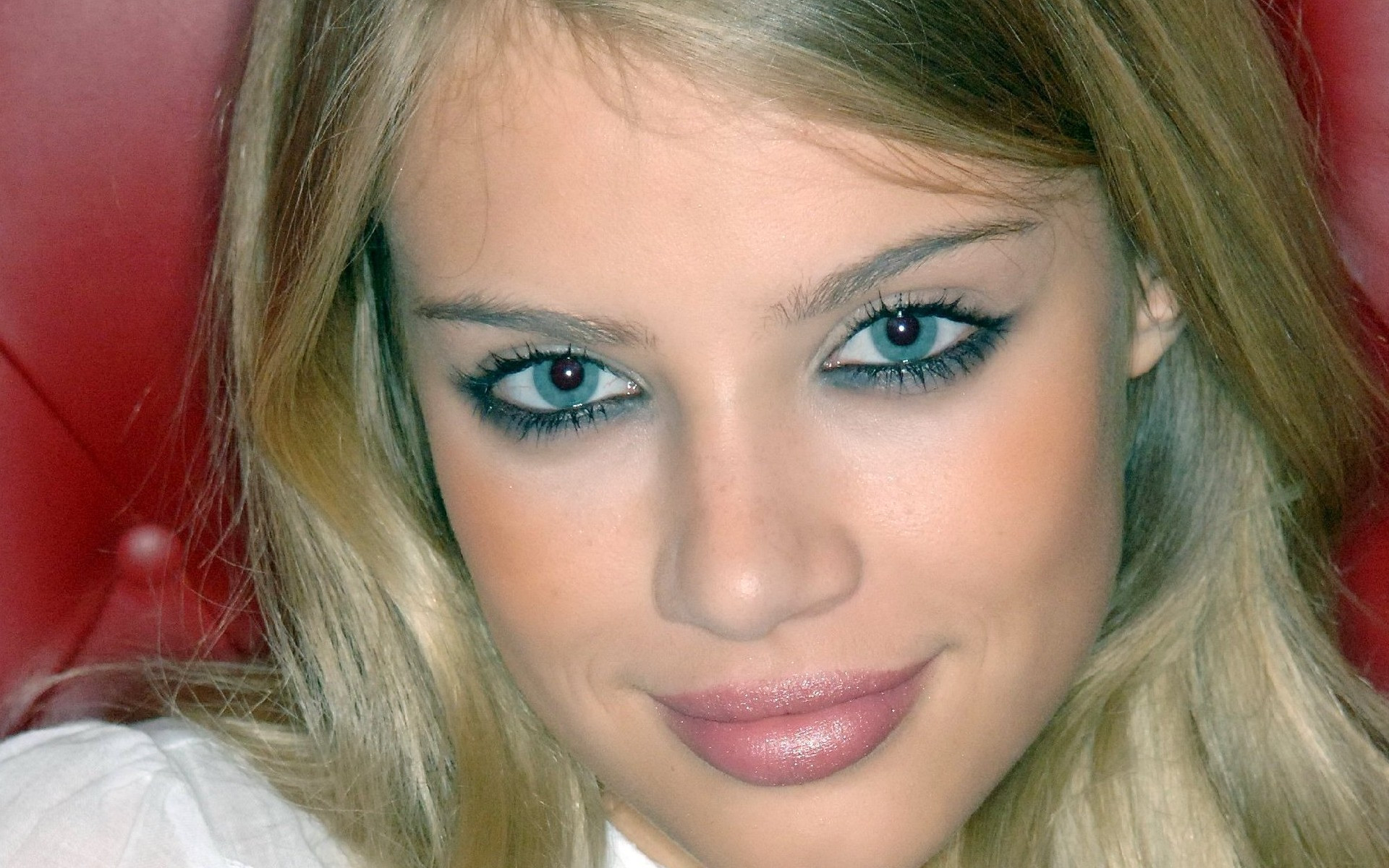 Xenia Varga Peoplecheck de